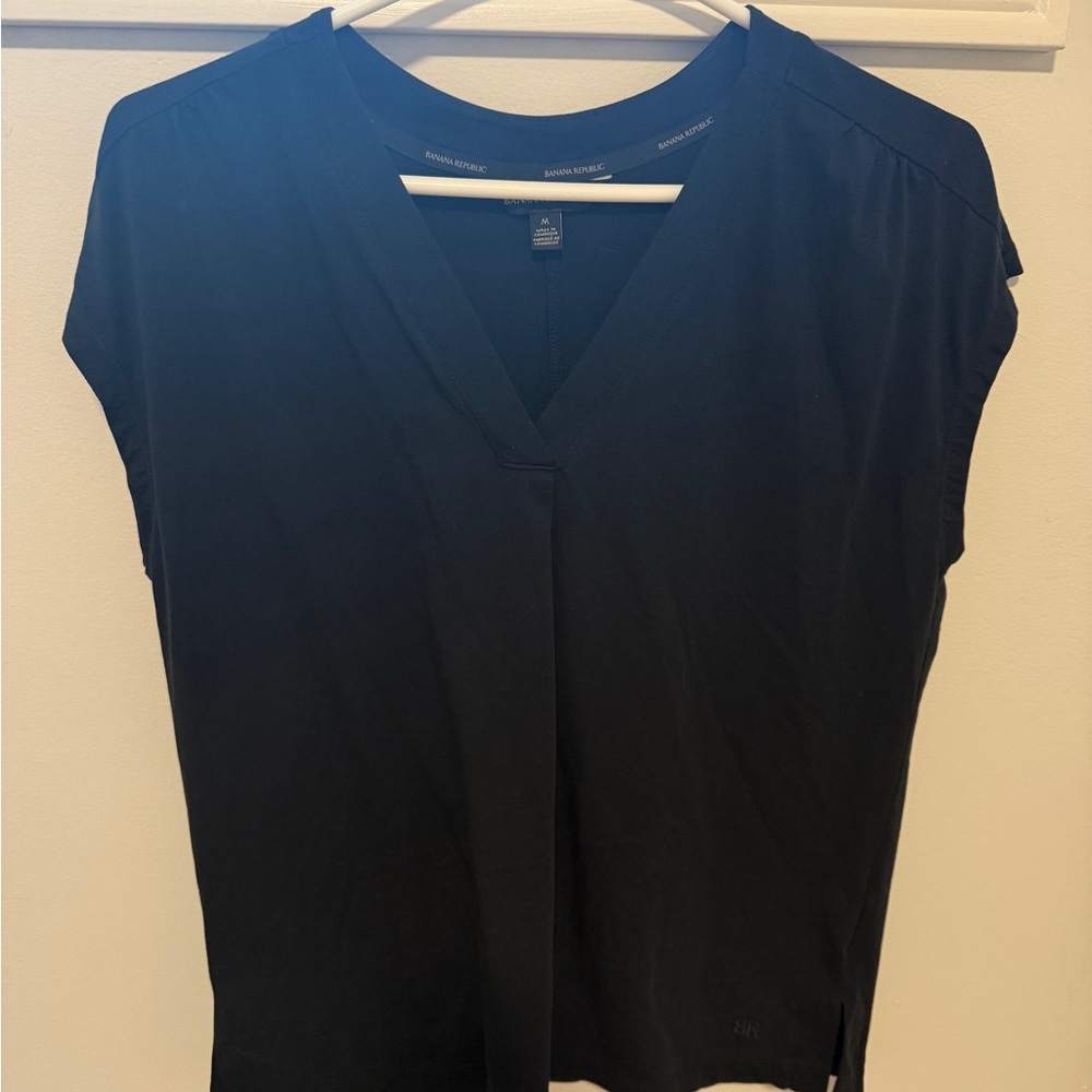 Banana Republick - Medium-  Black Women's Top